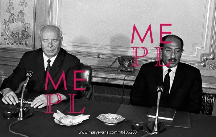 : Soviet-Egyptian bilateral talks at Koubbeh Palace : Soviet-Egyptian bilateral talks at Koubbeh Palace