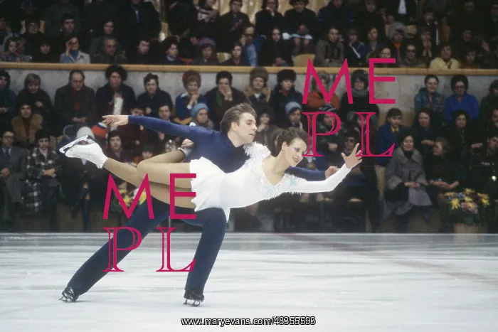: Soviet figure skaters Irina Moiseyeva and Andrei : Soviet figure skaters Irina Moiseyeva and Andrei