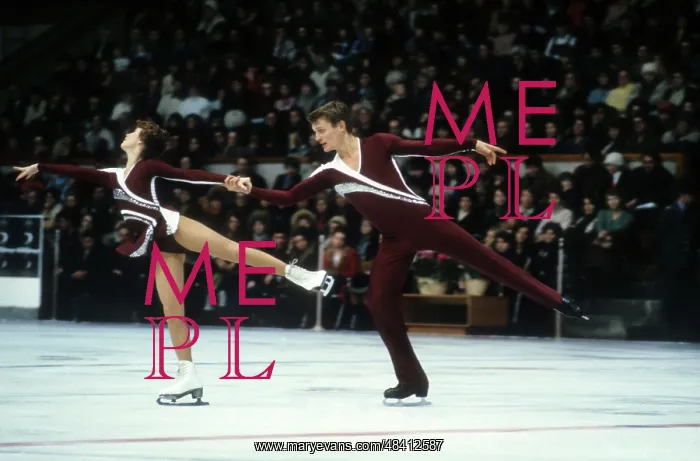 : Soviet figure skaters Marina Pestova and Stanislav : Soviet figure skaters Marina Pestova and Stanislav