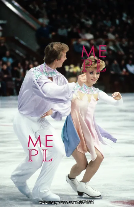 : Soviet figure skaters Natalia Annenko and Genrikh : Soviet figure skaters Natalia Annenko and Genrikh