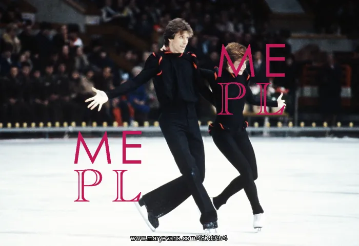: Soviet figure skaters Natalya Bestemyanova and : Soviet figure skaters Natalya Bestemyanova and