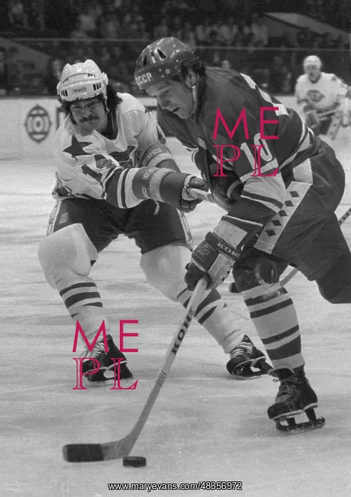 : Soviet ice-hockey forward A. Maltsev, 1978 : Soviet ice-hockey forward A. Maltsev, 1978
