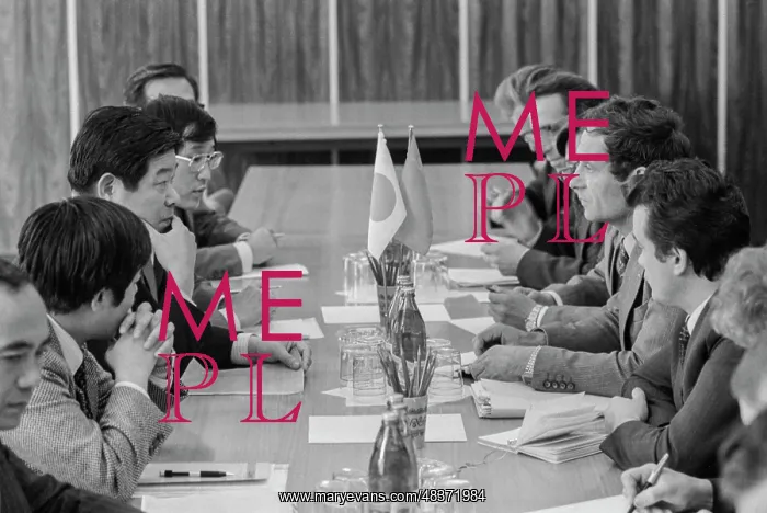 : Soviet-Japanese talks : Soviet-Japanese talks