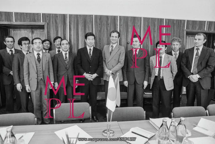 : Soviet-Japanese talks : Soviet-Japanese talks