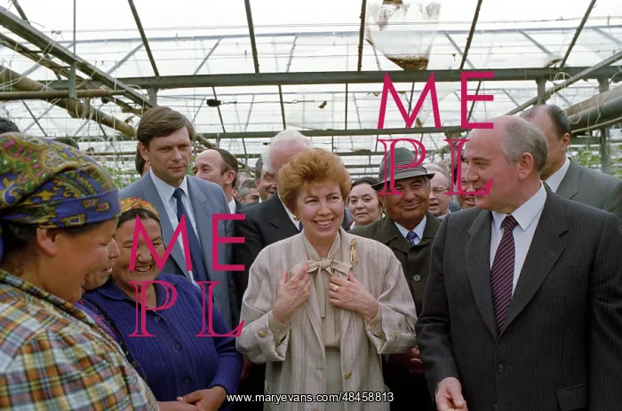 : Soviet leader Mikhail Gorbachev visits Uzbek SSR, 1988 : Soviet leader Mikhail Gorbachev visits Uzbek SSR, 1988