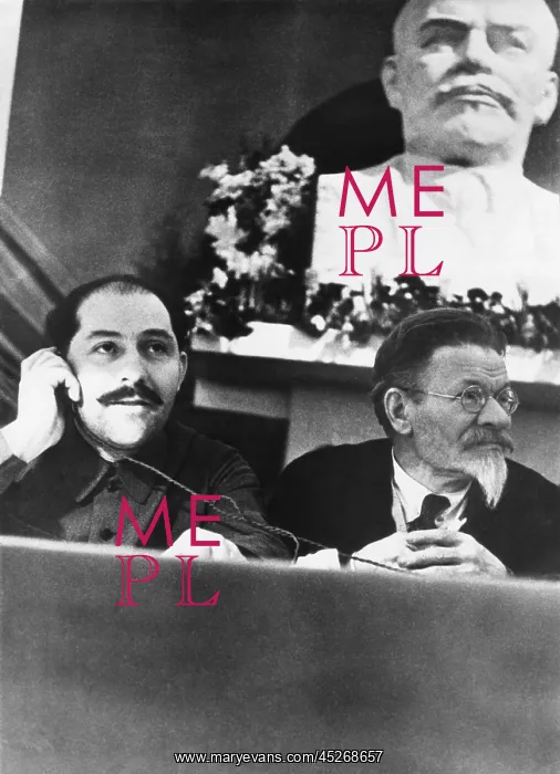 : Soviet leaders Lazar Kaganovich and Mikhail Kalinin : Soviet leaders Lazar Kaganovich and Mikhail Kalinin