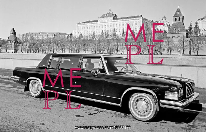 : Soviet limousine ZiL-115 : Soviet limousine ZiL-115