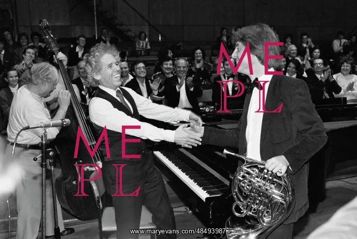 : Soviet orchestra concert : Soviet orchestra concert