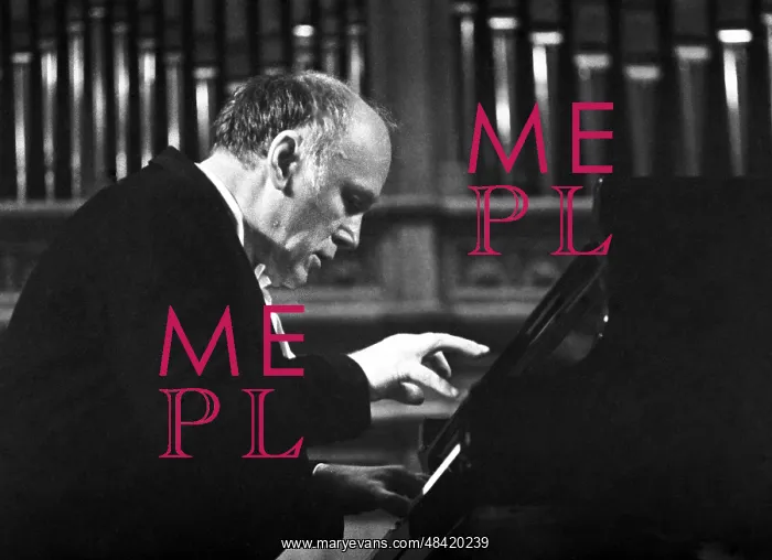 : Soviet pianist Sviatoslav Richter : Soviet pianist Sviatoslav Richter
