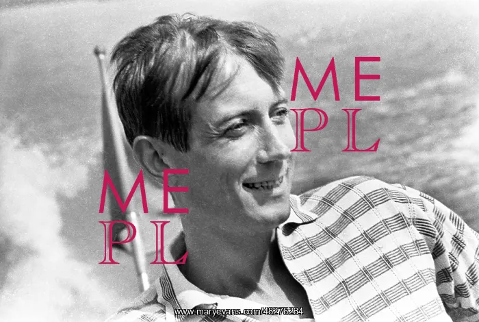 : Soviet poet Yevgeny Yevtushenko : Soviet poet Yevgeny Yevtushenko