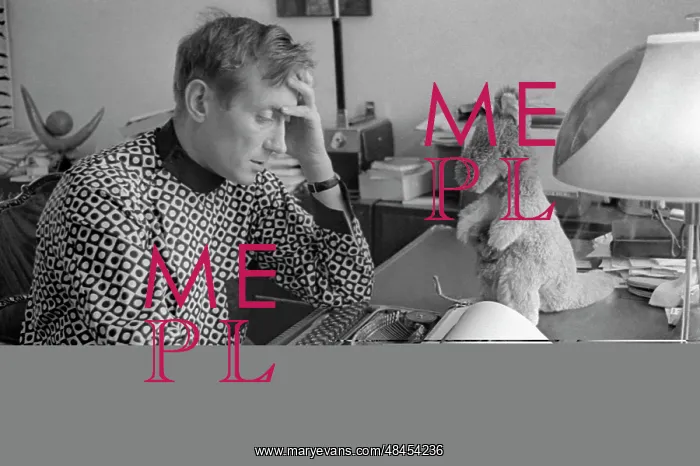 : Soviet poet Yevgeny Yevtushenko : Soviet poet Yevgeny Yevtushenko