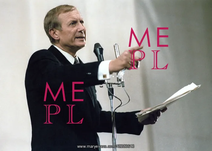 : Soviet poet Yevgeny Yevtushenko at Pushkin Museum : Soviet poet Yevgeny Yevtushenko at Pushkin Museum