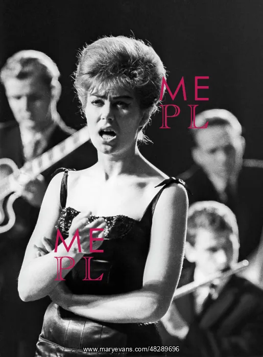 : Soviet and Polish singer Edita Piekha : Soviet and Polish singer Edita Piekha