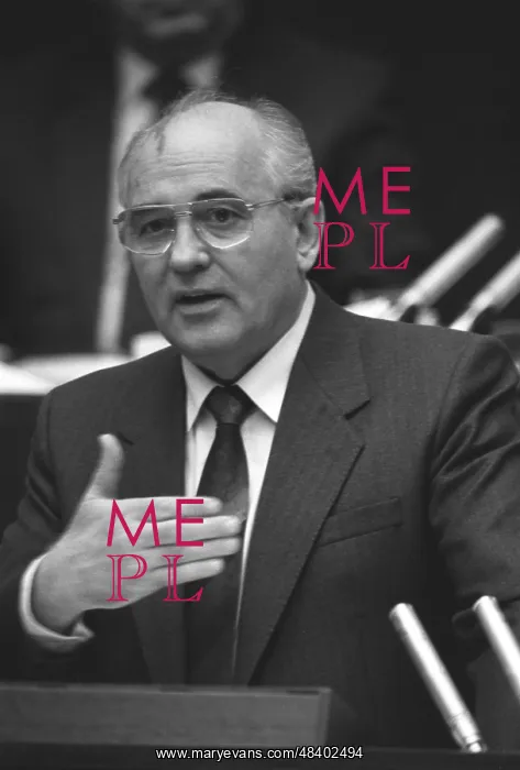 : Soviet President Mikhail Gorbachev, 1990 : Soviet President Mikhail Gorbachev, 1990