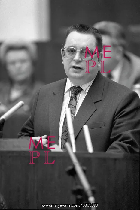 : Soviet Prime Minister Valentin Pavlov, 1991 : Soviet Prime Minister Valentin Pavlov, 1991