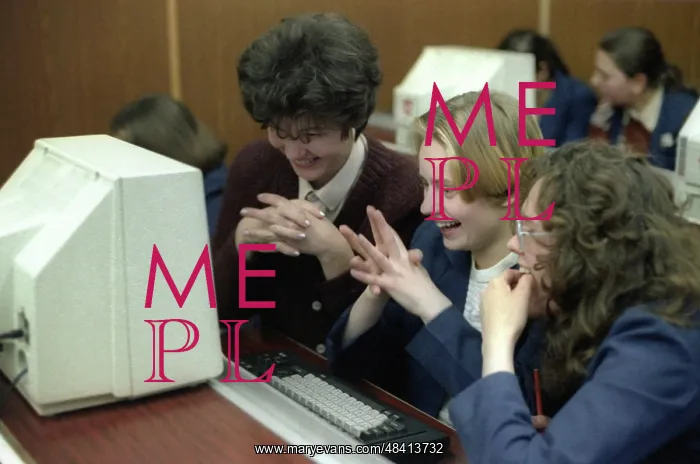 : Soviet pupils during informatics lesson, 1987 : Soviet pupils during informatics lesson, 1987