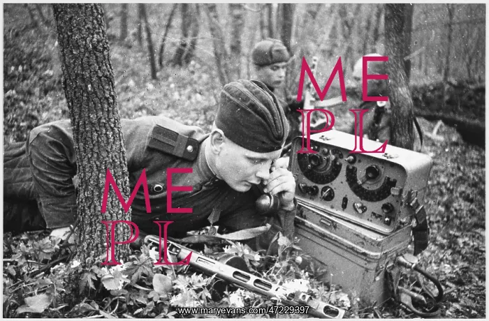 : SOVIET RADIO OPERATOR : SOVIET RADIO OPERATOR