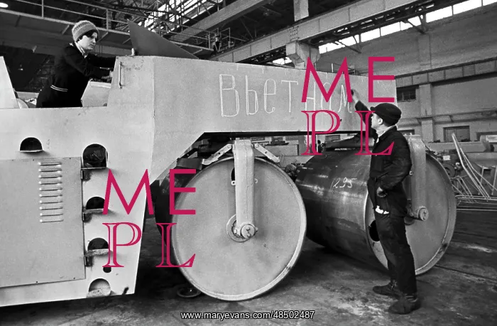 : Soviet road roller for Vietnam, 1979 : Soviet road roller for Vietnam, 1979