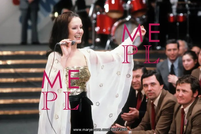 : Soviet singer Sofia Rotaru, 1980 : Soviet singer Sofia Rotaru, 1980