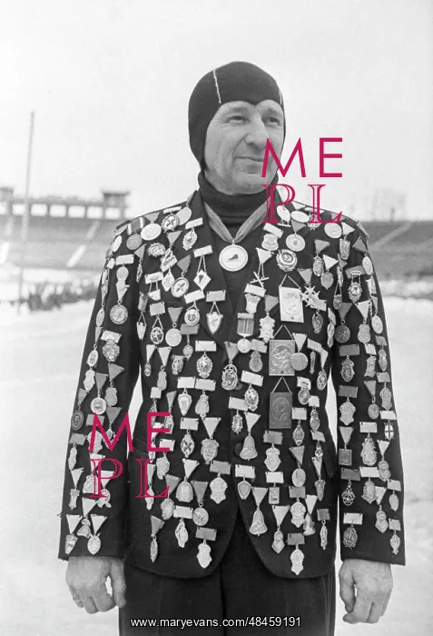: Soviet sportswriter Platon Ippolitov : Soviet sportswriter Platon Ippolitov