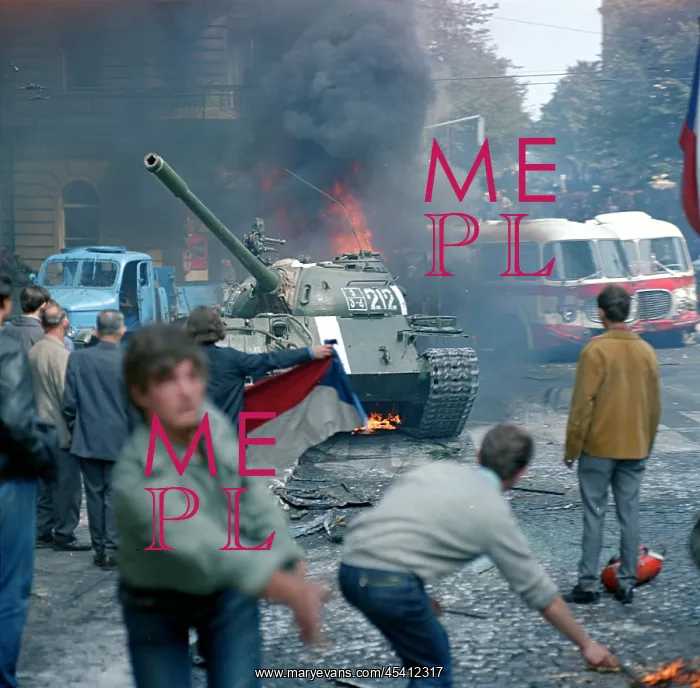 : Soviet tank - troops - soldiers - barricade : Soviet tank - troops - soldiers - barricade