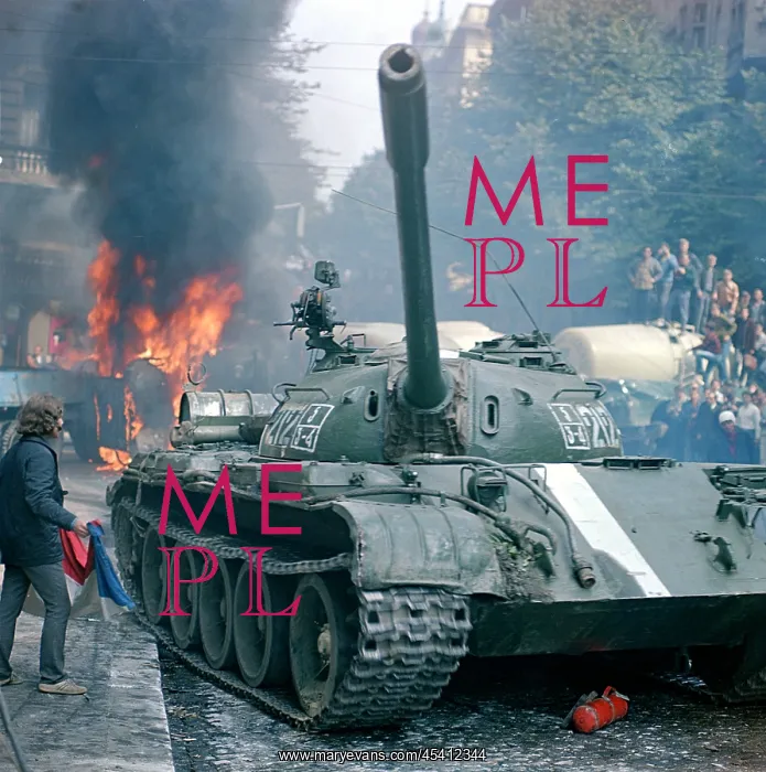 : Soviet tank - troops - soldiers - barricade : Soviet tank - troops - soldiers - barricade