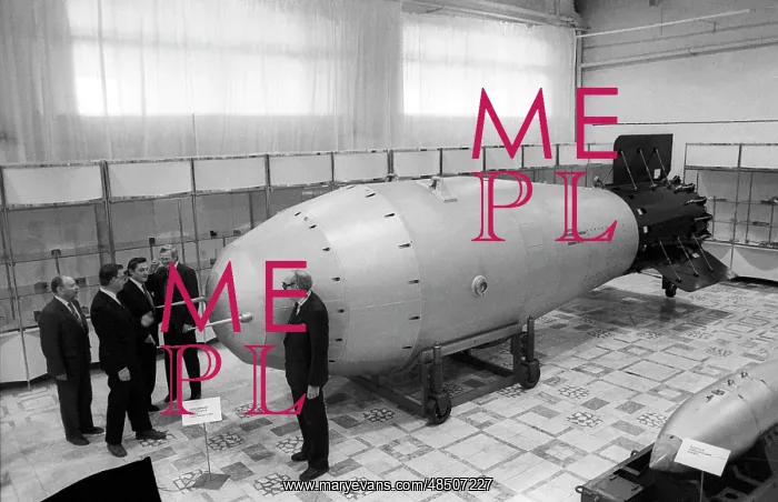 : Soviet Tsar Bomba at Snezhinsk Nuclear Weapons Museum, 1992 : Soviet Tsar Bomba at Snezhinsk Nuclear Weapons Museum, 1992