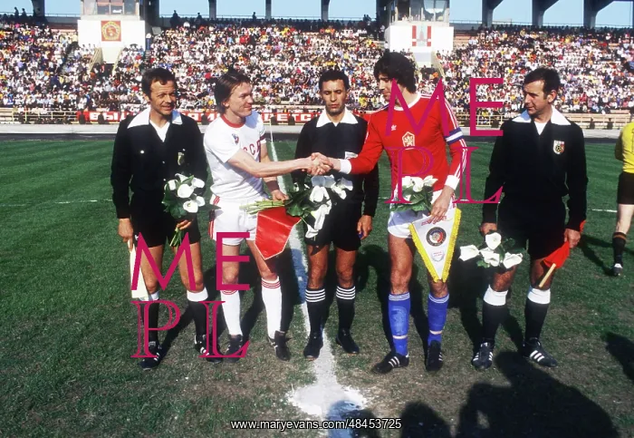 : Soviet Union and Czechoslovakia friendly football : Soviet Union and Czechoslovakia friendly football