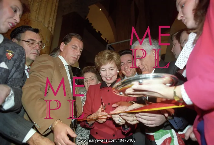 : Soviet Union first lady Raisa Gorbacheva in Rome, 1989 : Soviet Union first lady Raisa Gorbacheva in Rome, 1989