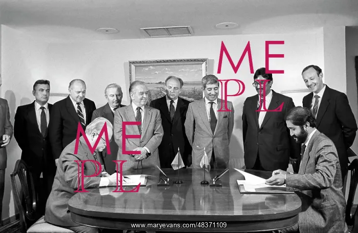 : Soviet Union and Oman bilateral relations established, 1985 : Soviet Union and Oman bilateral relations established, 1985