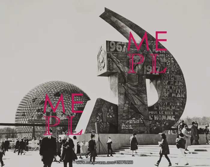 : Soviet and U.S. exhibits at the Montreal World's : Soviet and U.S. exhibits at the Montreal World's