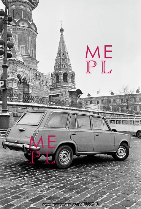 : Soviet VAZ-2102 Universal in Red Square, 1971 : Soviet VAZ-2102 Universal in Red Square, 1971