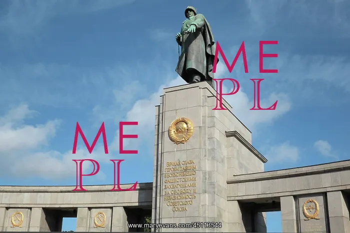 : Soviet War Memorial, Tiergarten, Berlin, Germany : Soviet War Memorial, Tiergarten, Berlin, Germany