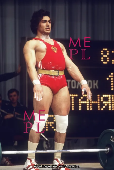 : Soviet weightlifter Yurik Vardanyan, 1978 : Soviet weightlifter Yurik Vardanyan, 1978