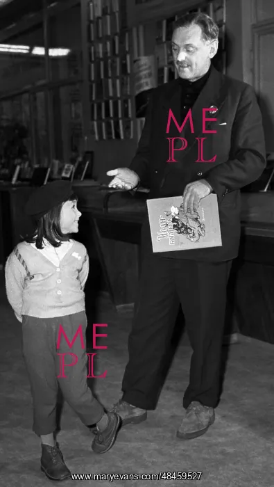 : Soviet writer and poet Sergey Mikhalkov, 1960 : Soviet writer and poet Sergey Mikhalkov, 1960