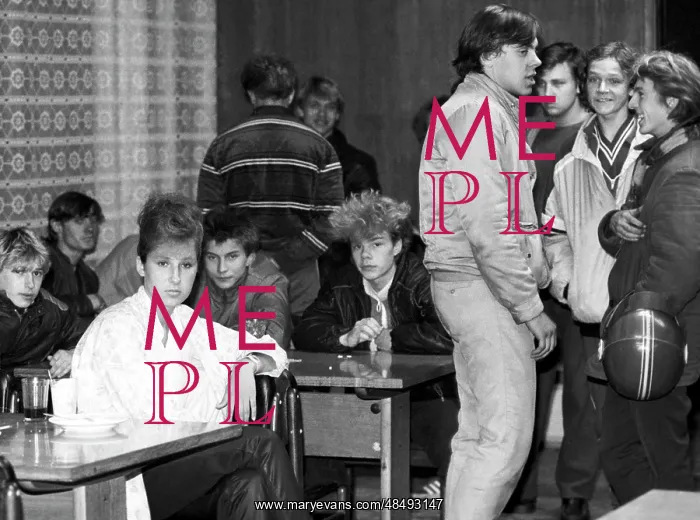 : Soviet youth, 1987 : Soviet youth, 1987