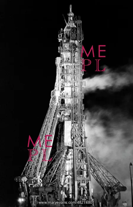 : Soyuz 10 spaceship on launching site, 1971 : Soyuz 10 spaceship on launching site, 1971
