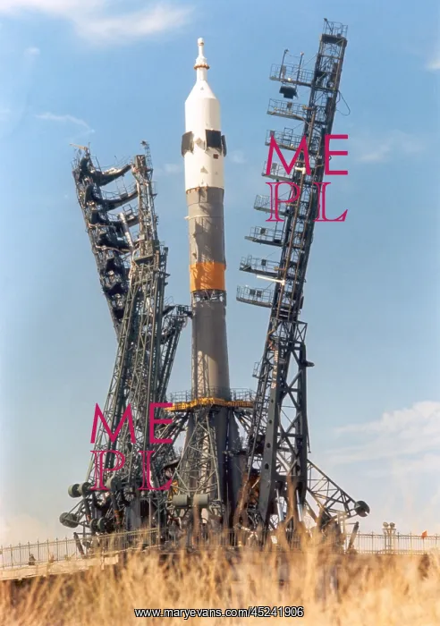  : Soyuz spacecraft launch at the Russian Baikonur ?