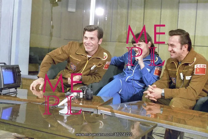 : Soyuz T-7 spaceship crew, 1982 : Soyuz T-7 spaceship crew, 1982