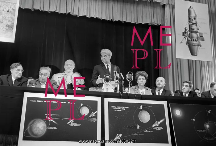 : Space flight of interplanetary space station Luna-10, 1966 : Space flight of interplanetary space station Luna-10, 1966
