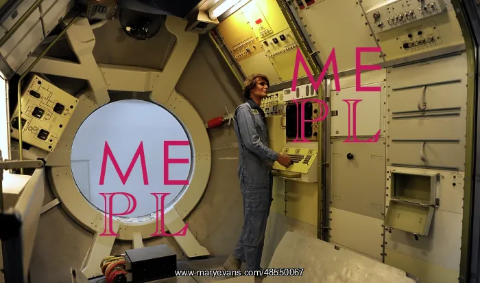 : Spacelab. Full reusable orbital research laboratory : Spacelab. Full reusable orbital research laboratory