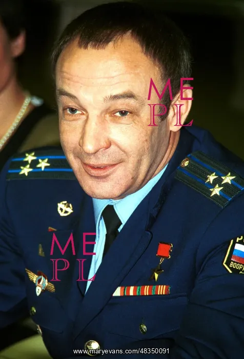 : Spaceship commander Gennady Manakov, 1996 : Spaceship commander Gennady Manakov, 1996