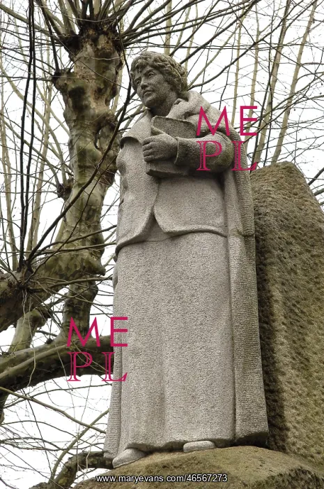  : SPAIN. Padron. Rosalia de Castro's statue