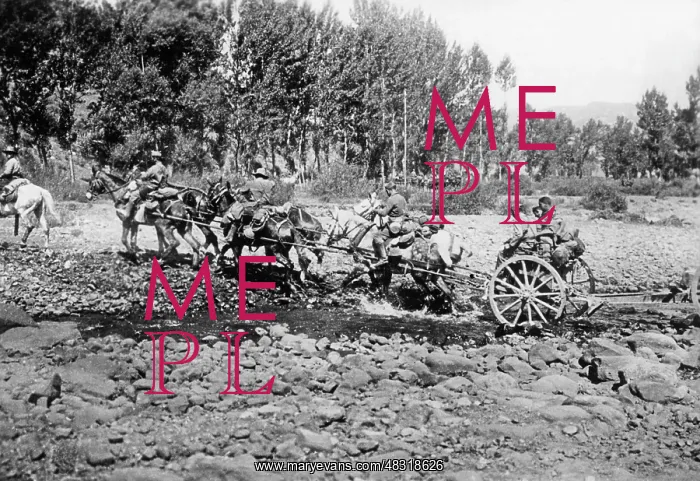 : Spanish national artillery crossing a stream : Spanish national artillery crossing a stream