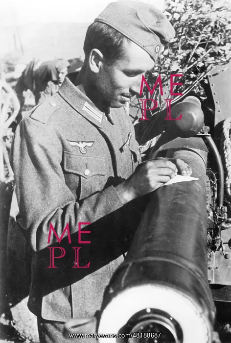: A Spanish soldier at the eastern Front, 1941 : A Spanish soldier at the eastern Front, 1941