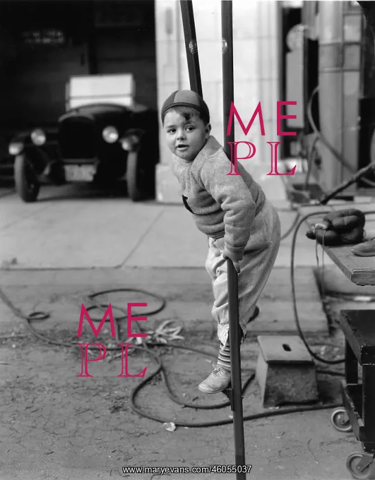 : Spanky from the Little Rascals'. Photograph. Around 1930 : Spanky from the Little Rascals'. Photograph. Around 1930
