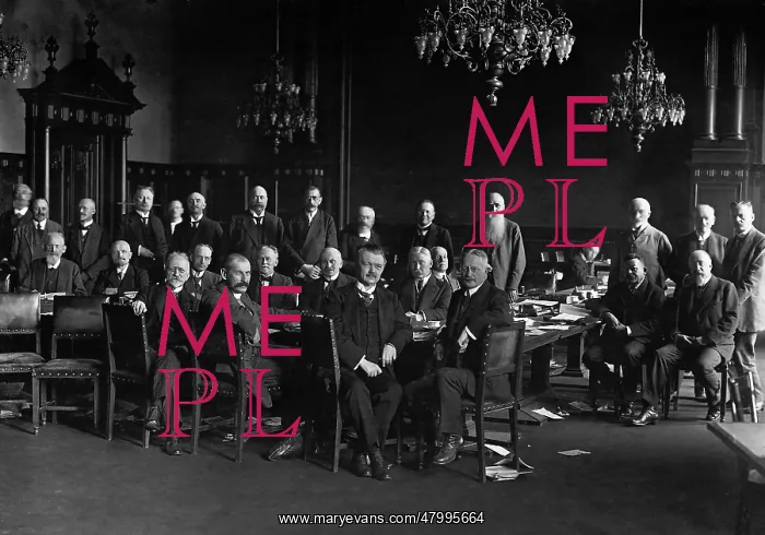 : SPD Leader Friedrich Ebert among his fellow representatives : SPD Leader Friedrich Ebert among his fellow representatives