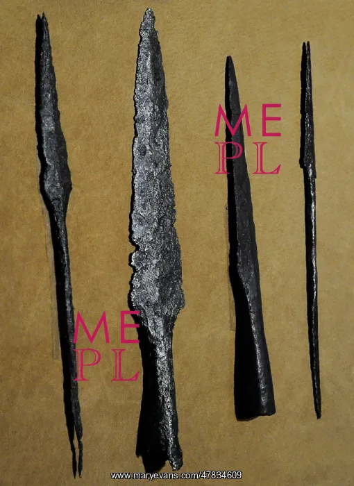 : Spearheads and arrowheads, 13th century. Found : Spearheads and arrowheads, 13th century. Found