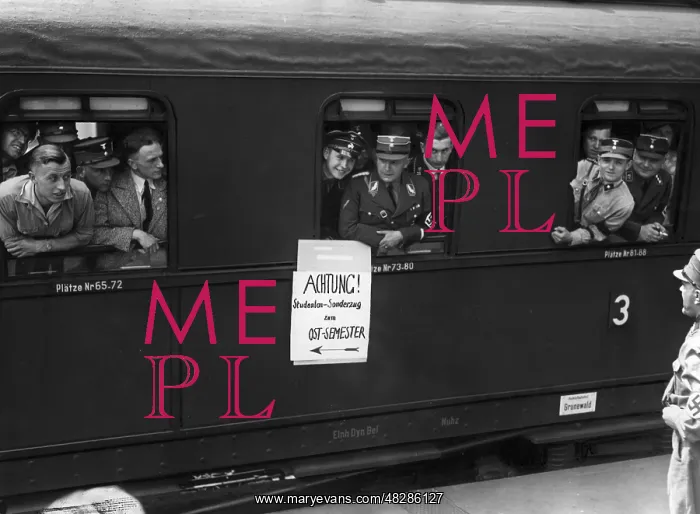 : Special train for students for the Ostsemester, 1934 : Special train for students for the Ostsemester, 1934