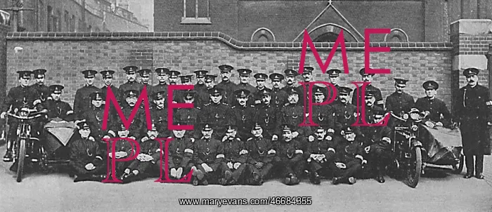 : With the Specials, Tower Bridge, M Division, WW1 : With the Specials, Tower Bridge, M Division, WW1